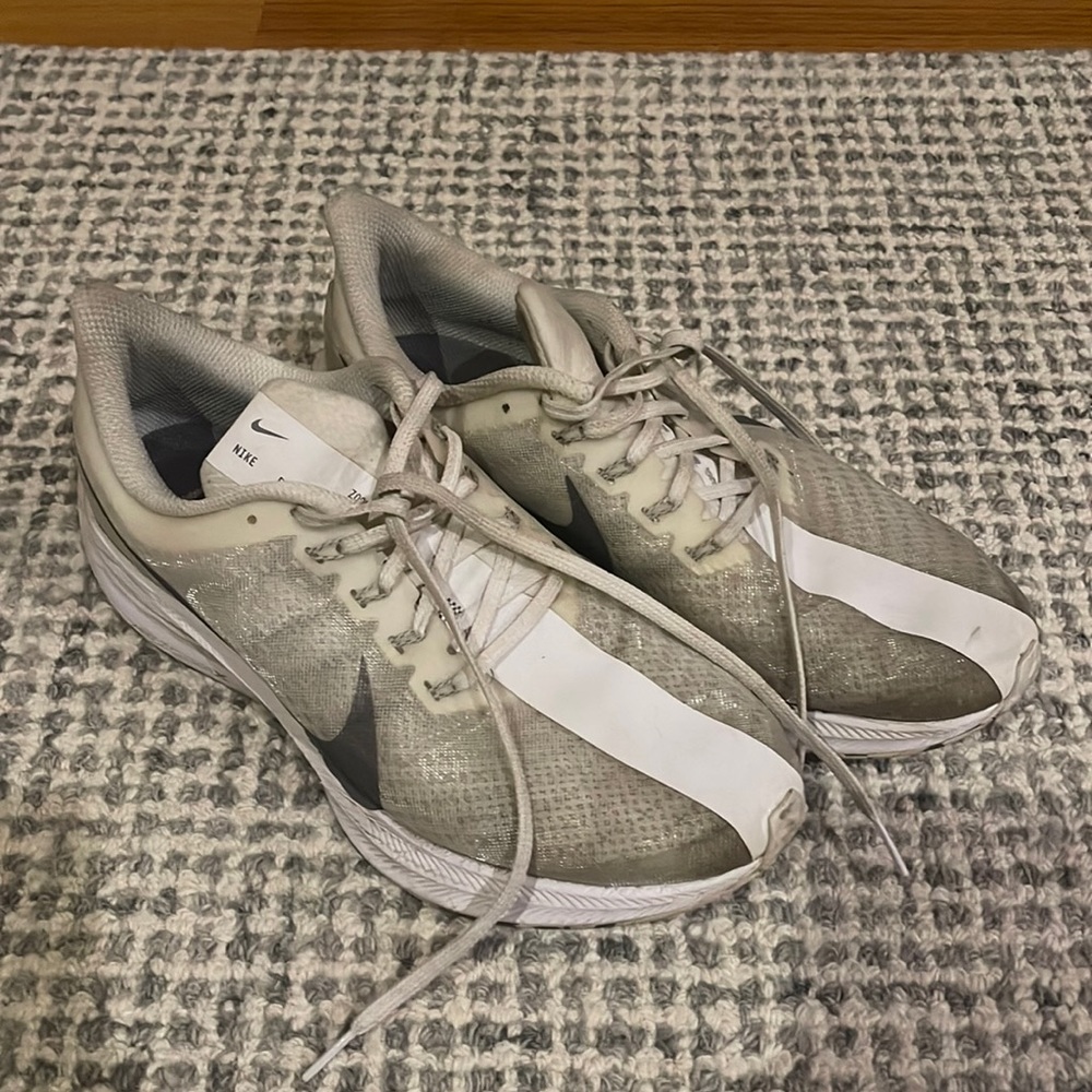 Nike Zoom Pegasus 35 Turbo Running Shoes  Sneakers White Gray Mens Sz 9.5